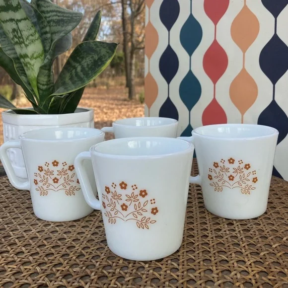 Pyrex Vintage D-Handled Summer Impressions Milk Glass Coffee Mug Set of 4 - Picture 3 of 14